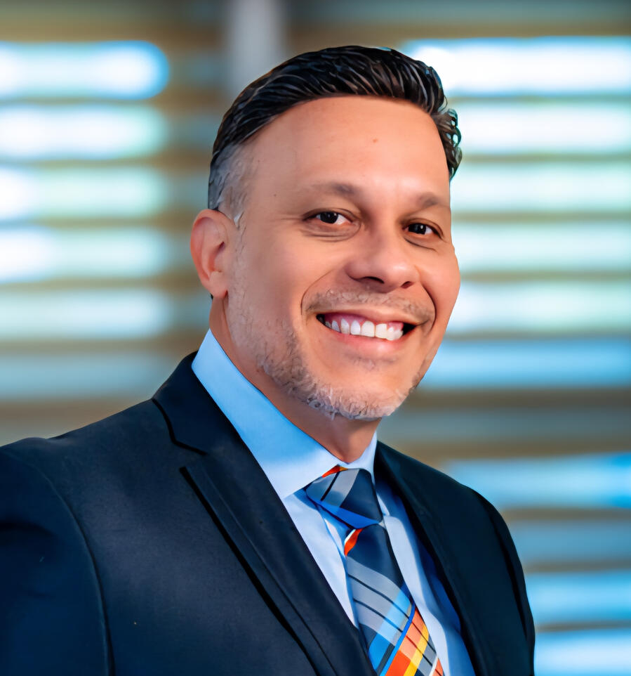 Georgie Sepúlveda - Banquero Hipotecario Georgie Sepúlveda, Banquero Hipotecario en FEMBi Mortgage con 36 años de experiencia en hipotecas en Puerto Rico